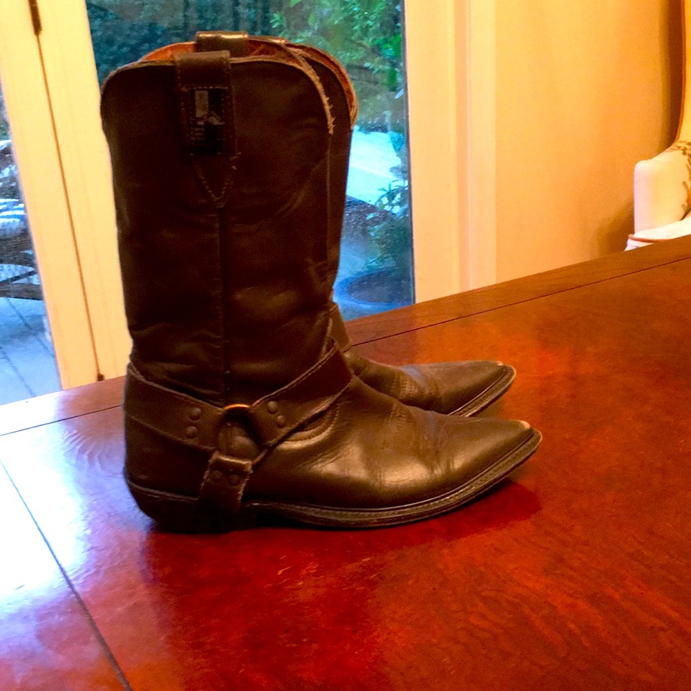 Cuero Leather Boots - image 1